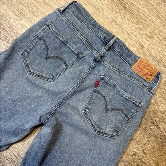 •LEVI STRAUSS• 721 HIGH RISE SKINNY JEANS - Picture 3 of 7